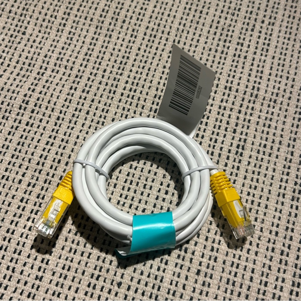 WiFi Router: Motorola SURFboard SBG6580 - Picture 6 of 10